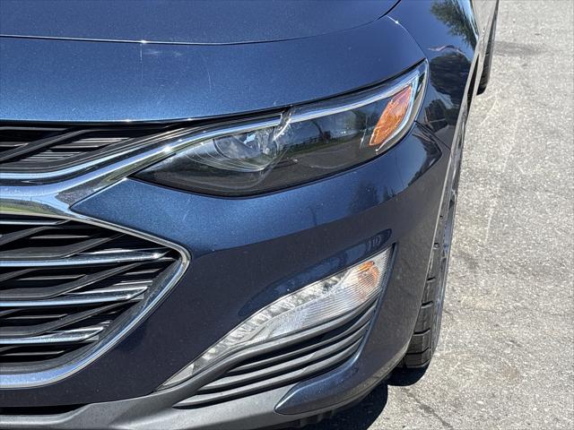 2021 Chevrolet Malibu FWD LT
