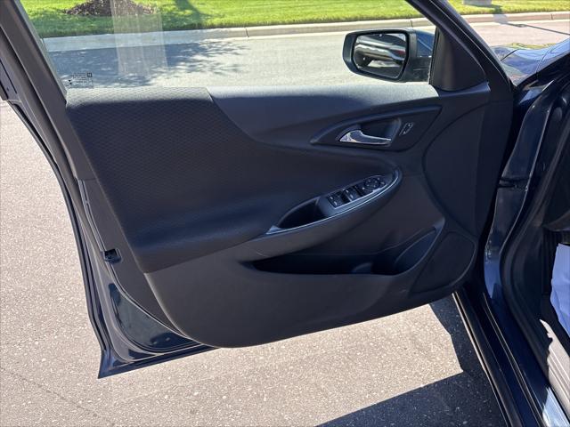 2021 Chevrolet Malibu FWD LT