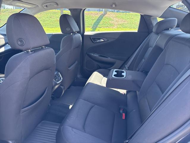 2021 Chevrolet Malibu FWD LT