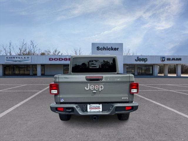 2022 Jeep Gladiator Overland