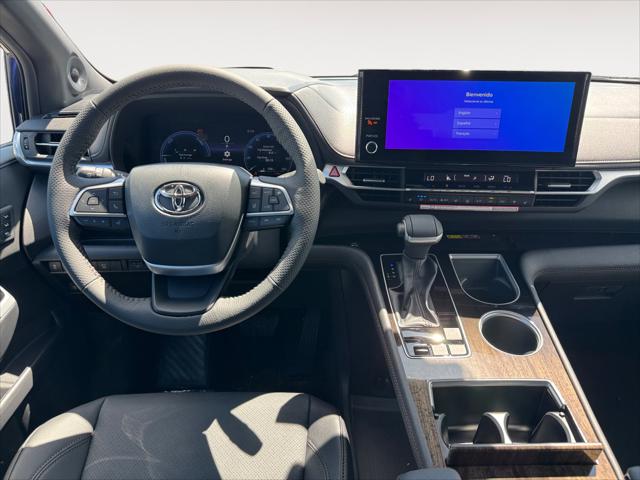 2026 Toyota Sienna Platinum