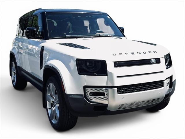 2023 Land Rover Defender 110 SE