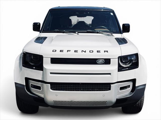 2023 Land Rover Defender 110 SE