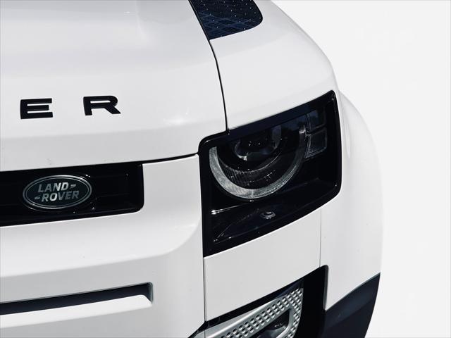 2023 Land Rover Defender 110 SE