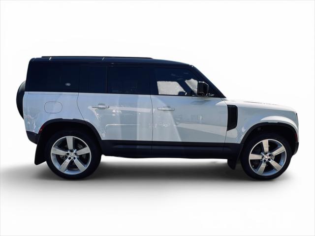 2023 Land Rover Defender 110 SE