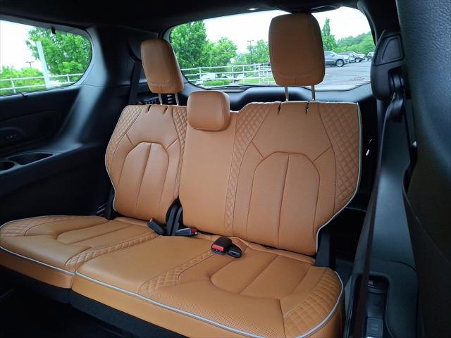 2022 Chrysler Pacifica Pinnacle AWD