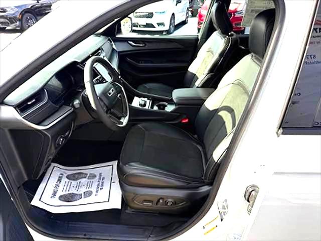 2025 Jeep Grand Cherokee L Altitude X 4x4