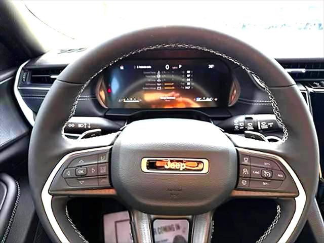 2025 Jeep Grand Cherokee L Altitude X 4x4