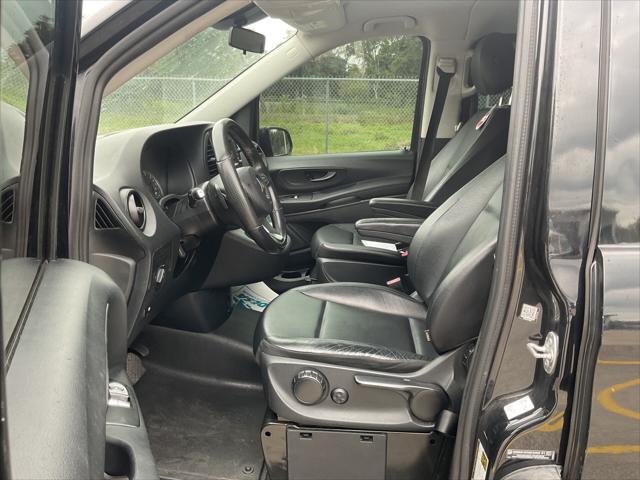 2019 Mercedes-Benz Metris Passenger Van WORKER