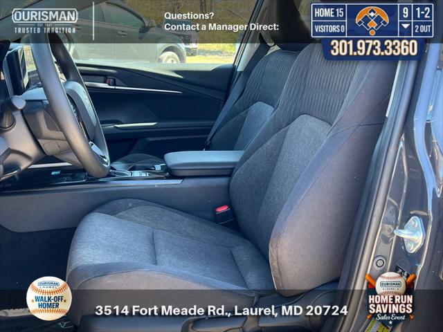 2025 Toyota Camry LE