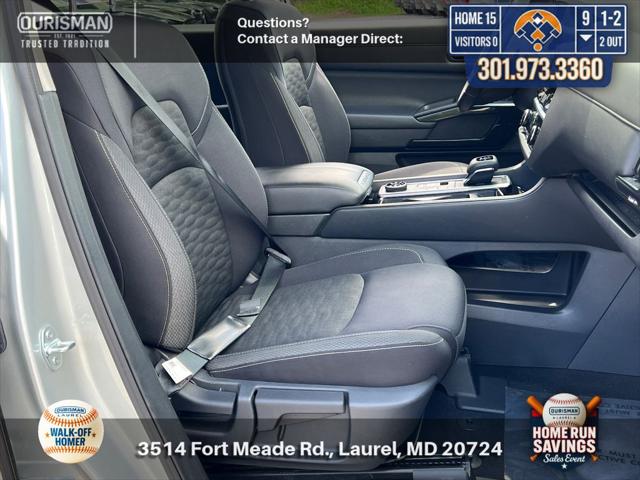 2025 Nissan Pathfinder SV 4WD