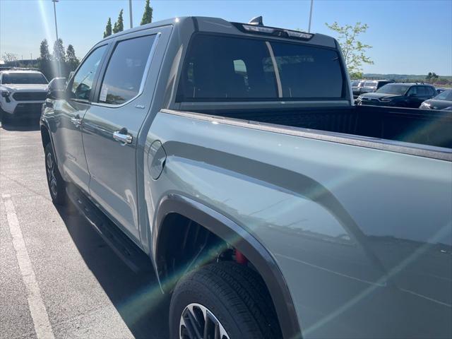 2026 Toyota Tundra Limited CrewMax 5.5' Bed