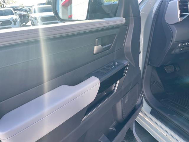 2026 Toyota Tundra Limited CrewMax 5.5' Bed
