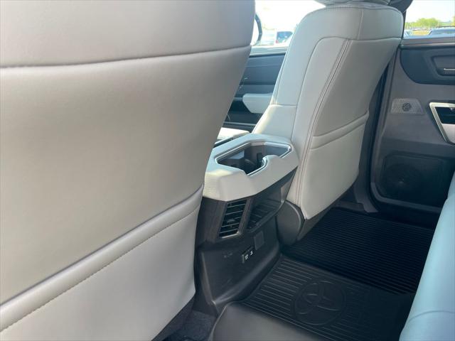 2026 Toyota Tundra Limited CrewMax 5.5' Bed