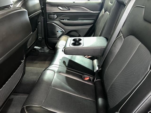 2024 Jeep Grand Cherokee Overland 4x4