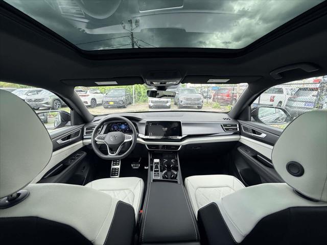 2026 Volkswagen Atlas Cross Sport SEL Premium R-Line