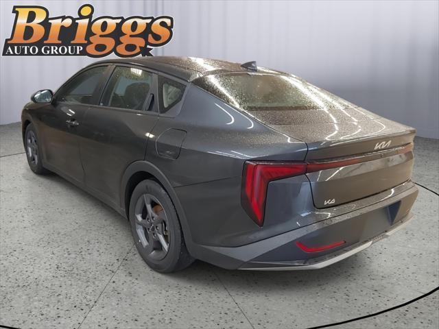 2025 Kia K4 LXS