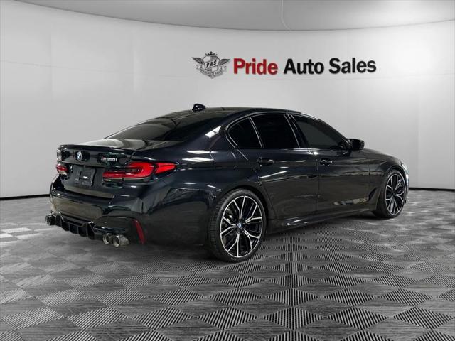 2022 BMW 5 Series M550i xDrive Sedan 4D