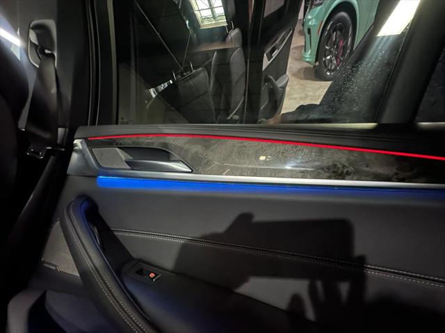 2022 BMW 5 Series M550i xDrive Sedan 4D