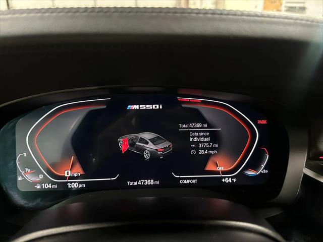 2022 BMW 5 Series M550i xDrive Sedan 4D