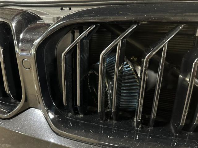 2022 BMW 5 Series M550i xDrive Sedan 4D