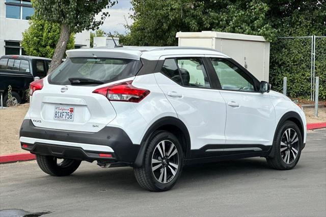 2020 Nissan Kicks SR