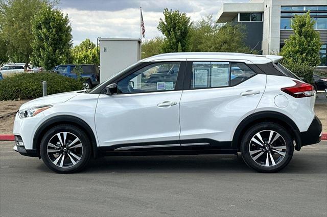2020 Nissan Kicks SR