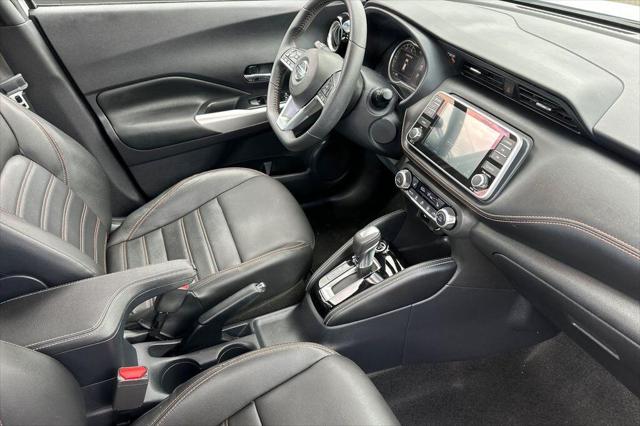2020 Nissan Kicks SR