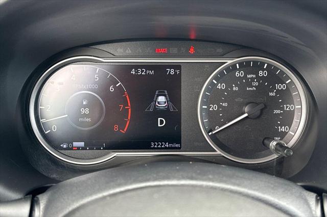 2020 Nissan Kicks SR