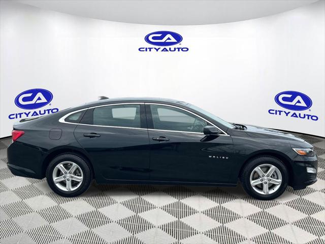 2022 Chevrolet Malibu FWD 1FL