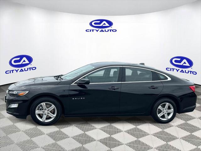 2022 Chevrolet Malibu FWD 1FL