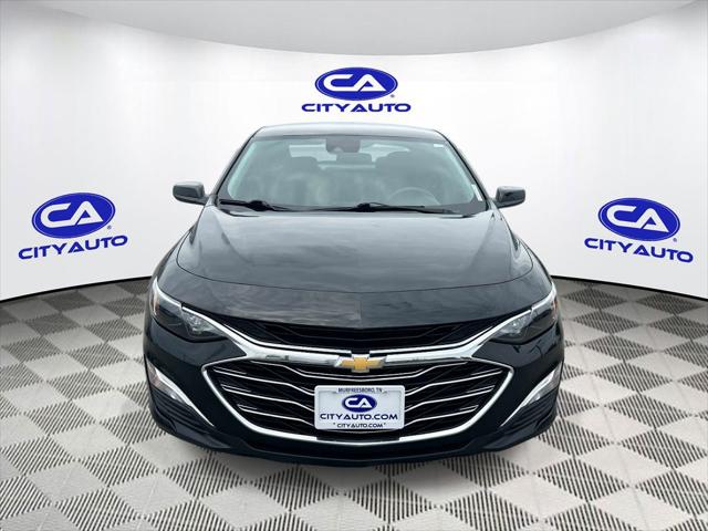 2022 Chevrolet Malibu FWD 1FL