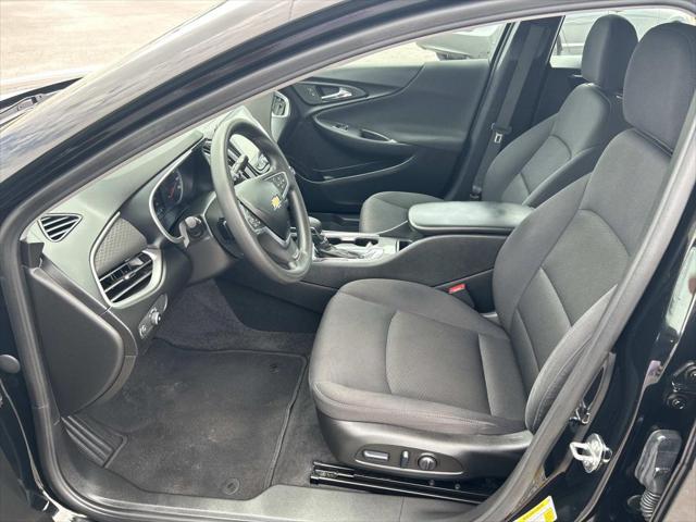 2022 Chevrolet Malibu FWD 1FL