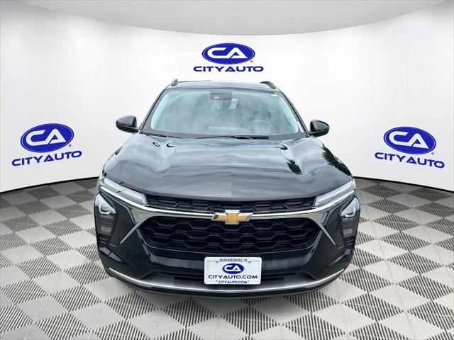 2025 Chevrolet Trax FWD LT