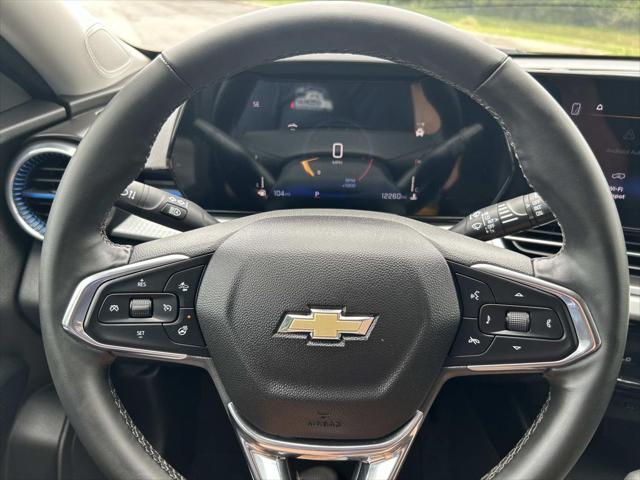 2025 Chevrolet Trax FWD LT