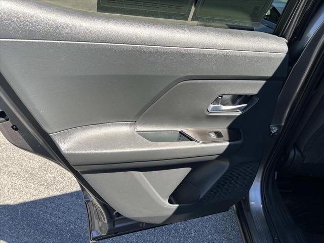 2025 Nissan Kicks SV FWD