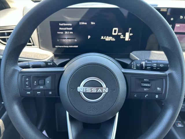2025 Nissan Kicks SV FWD