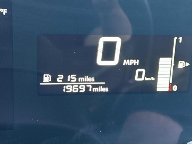 2025 Nissan Kicks SV FWD