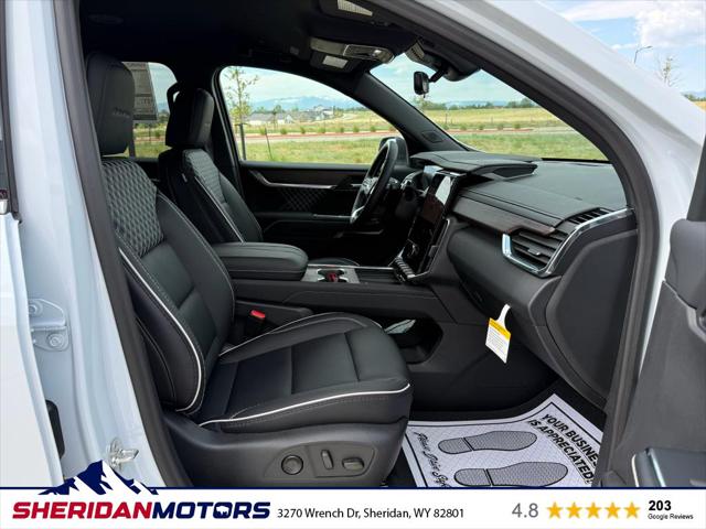 2026 GMC Acadia Denali AWD