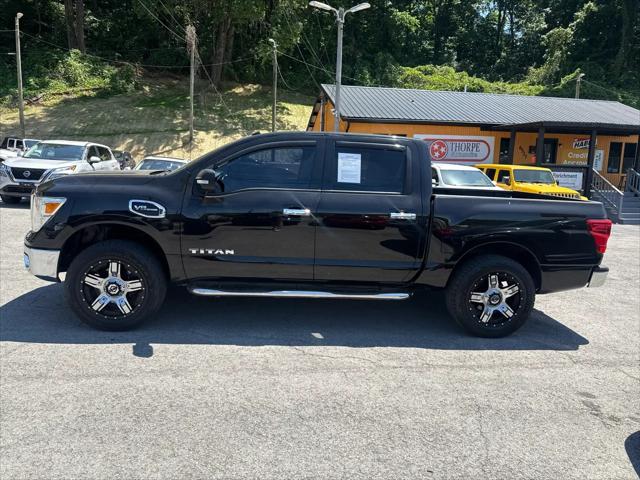 2017 Nissan Titan SV
