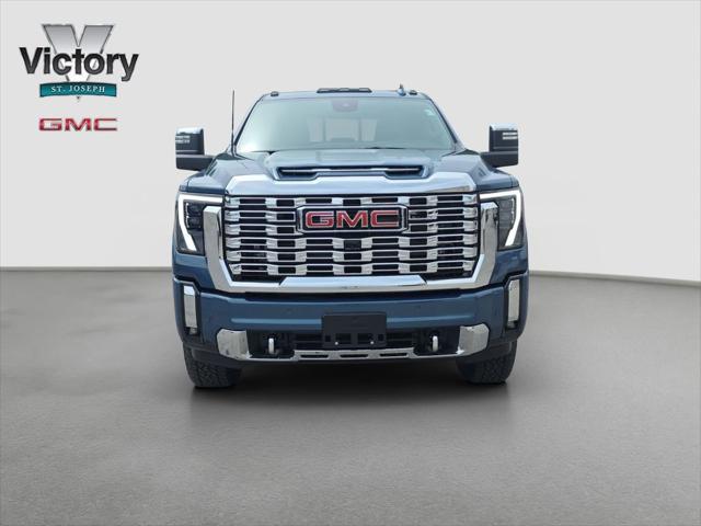 2026 GMC Sierra 2500HD Crew Cab, Standard Bed, Denali, 4WD