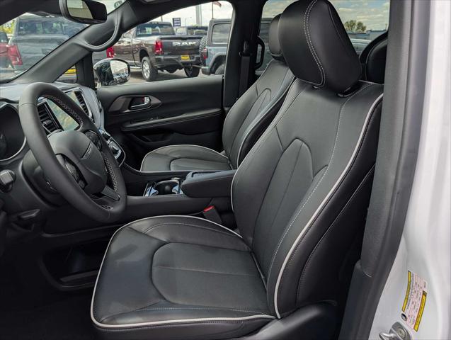 2027 Chrysler Pacifica Limited