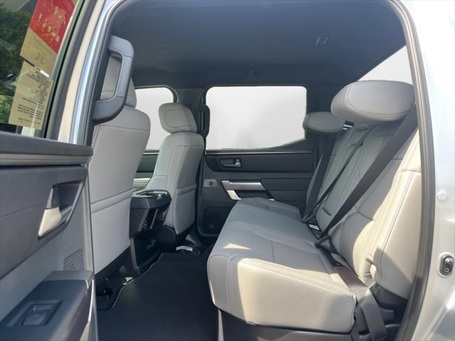 2026 Toyota Tundra SR5 CrewMax 5.5' Bed