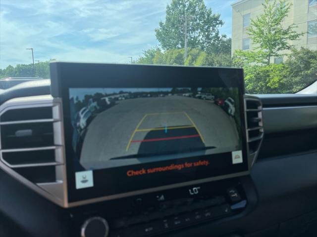 2026 Toyota Tundra SR5 CrewMax 5.5' Bed
