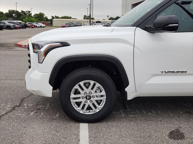 2026 Toyota Tundra SR5 CrewMax 5.5' Bed