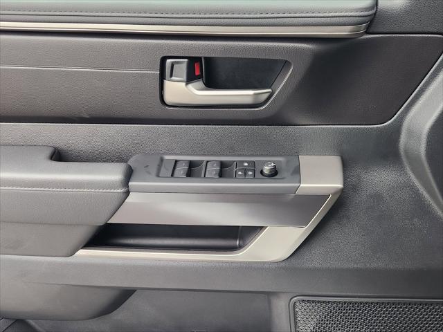 2026 Toyota Tundra SR5 CrewMax 5.5' Bed