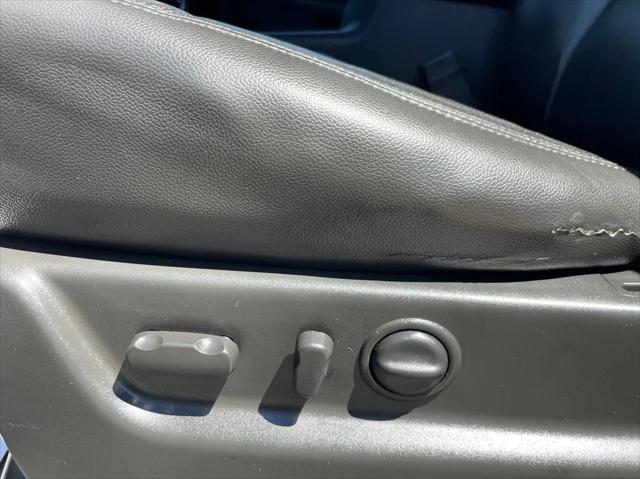 2011 GMC Yukon SLT
