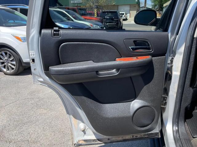 2011 GMC Yukon SLT