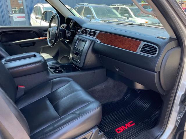 2011 GMC Yukon SLT
