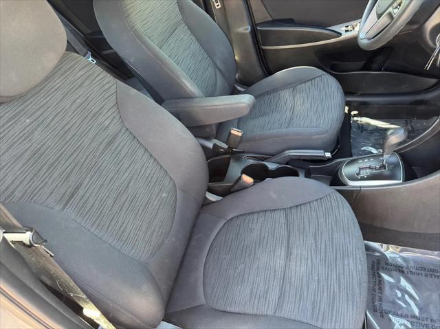 2017 Hyundai Accent SE